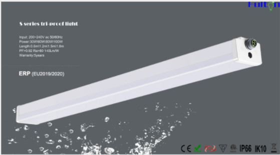 High Lumen IK10 Tri Proof LED Batten IP66 Waterproof Linkable PC Material